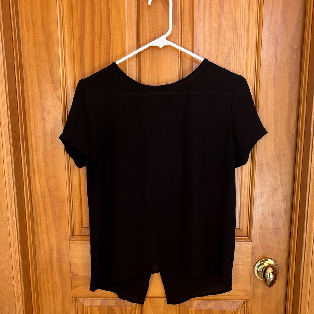 FOREVER 21 Black Women's Slit Back Top